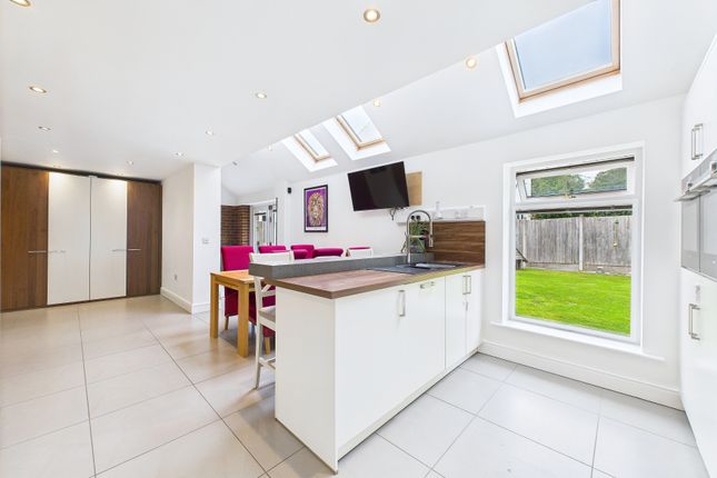 Open Plan Family Dining Kitchen