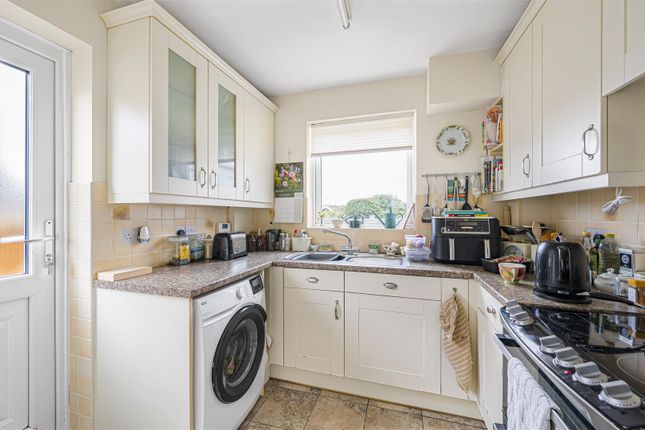 2, Caroline Close, Seaford photo 4