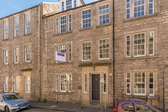 Flat to rent in Thistle Street, New Town, Edinburgh EH2
