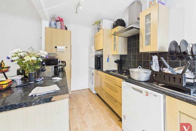 10, Dordans Road, Luton photo 3