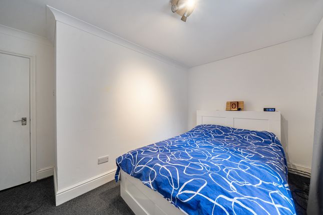 Flat 1, 5-7, Alhambra Road, Southsea photo 4