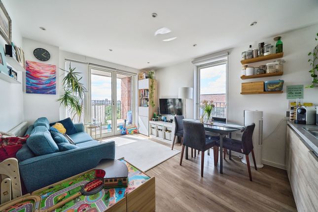 Flat 106 Katie Court, 21, Edwin Street, London photo 4