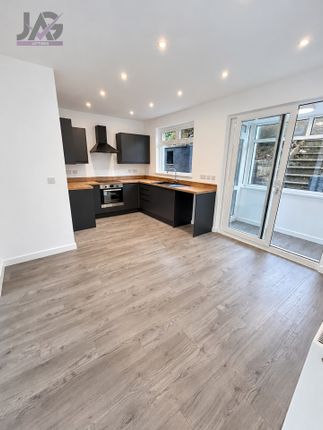 143 Shelone Road, Neath photo 5