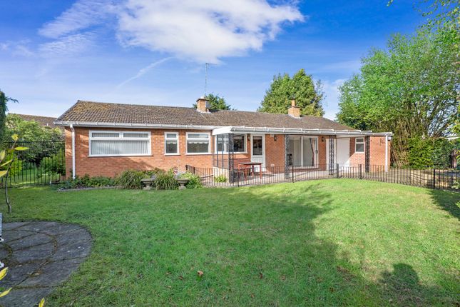 Bungalow for sale in Rectory Close, Harvington, Evesham