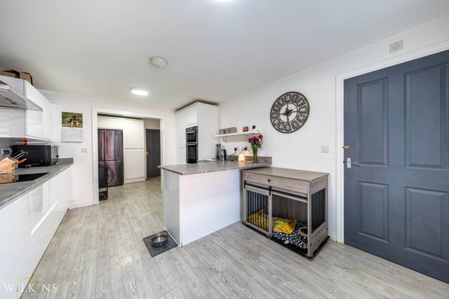 50, Harvest Way, Warwickshire photo 2