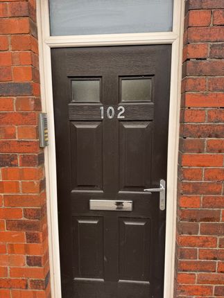 1-bed flat on Flat 5 102, Stocks Park Drive, Bolton, £595/mo