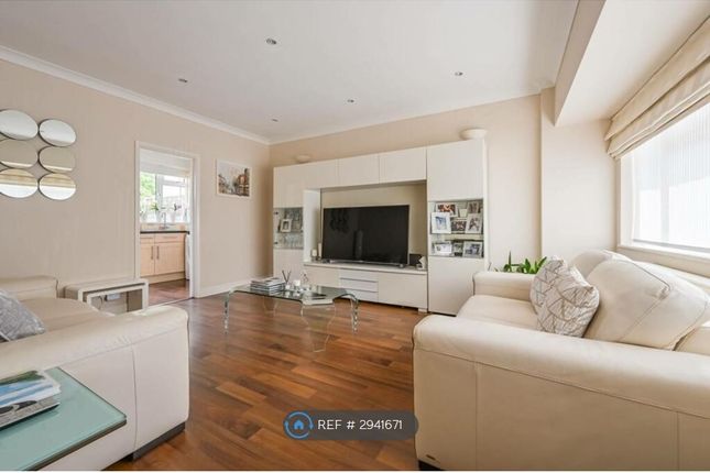 Bellestaines Pleasaunce, London photo 3