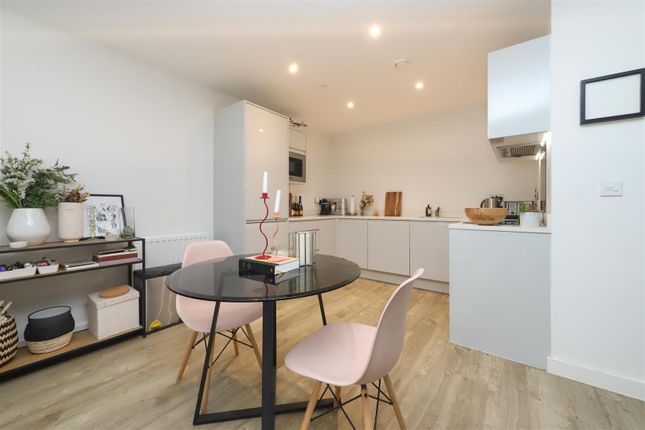 12, Chailey Place, Hayes photo 4