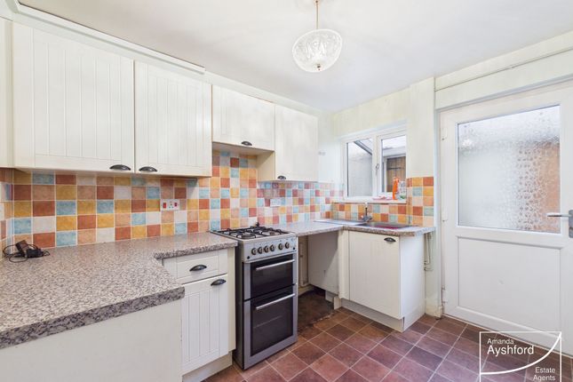 6 New Park Road, Paignton photo 3
