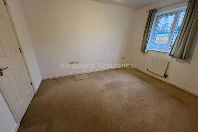 40, Caer Castell Place, Cardiff photo 4