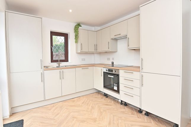 38 Grantley Drive, Harrogate photo 4