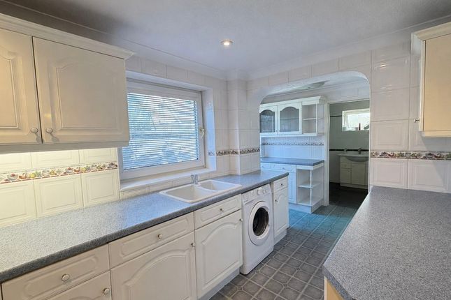 17, Bursledon Close, Bognor Regis photo 5