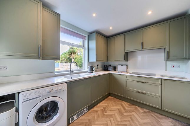 47, Frensham Road, London photo 4