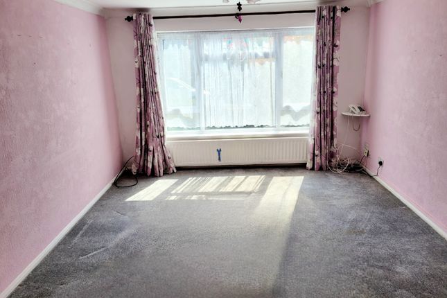 25a, Flaxley Street, Cinderford photo 4