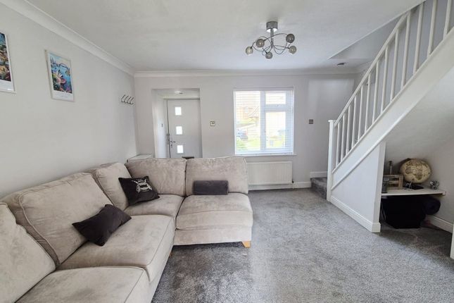 16 Wheatfields, Thurston, Bury St. Edmunds photo 4