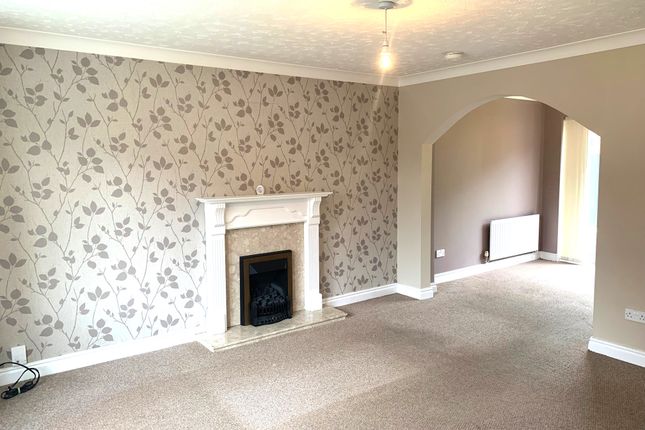 7, Roma Close, Stoke-on-Trent photo 2