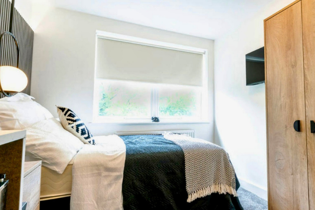 29, Coningsby Road, High Wycombe photo 3
