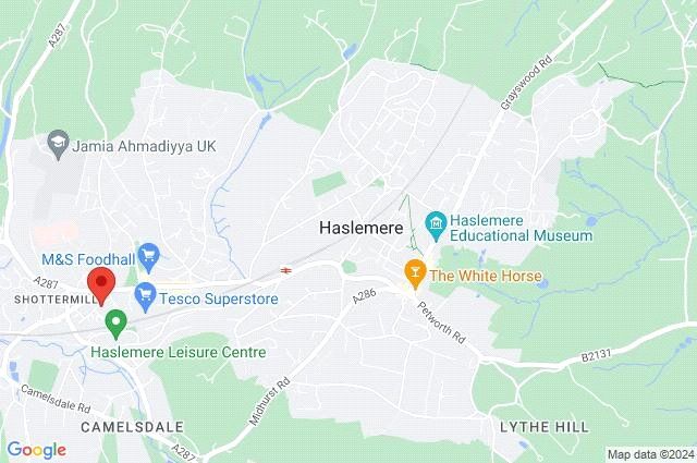 Flat for sale in Meadway, Haslemere, Surrey