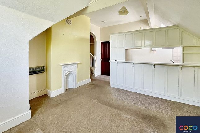 Flat 9, Regina House, Weymouth photo 2