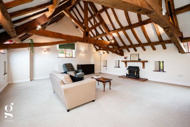 10, Manor Court, Hereford photo 3