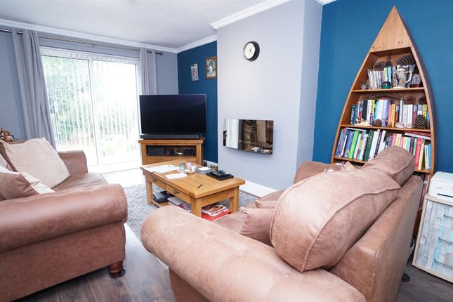 39, Musgrave Drive, Bradford photo 3