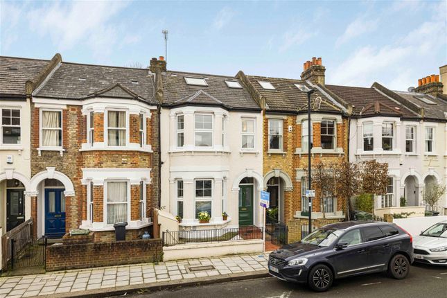 Terraced house for sale in Klea Avenue, London