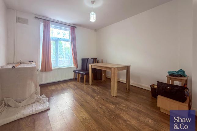 35, Heath Road, Hounslow photo 4