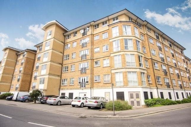 Thumbnail Flat to rent in Rookery Way, London
