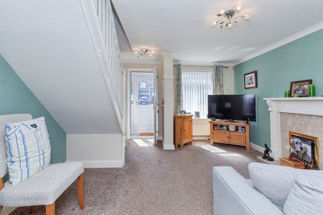 16, Broadfield Way, Leicester photo 4