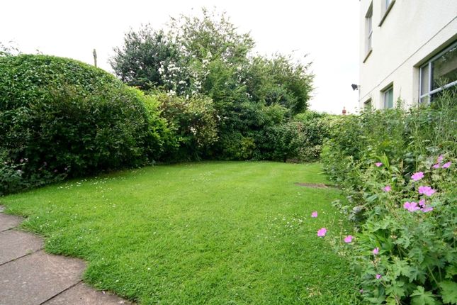 2 Old Lodge Court Wellington Square, Cheltenham photo 3