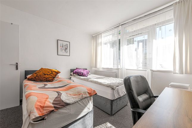 24, Buxton Court, Hackney photo 4
