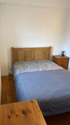 Room 2: 305,, Cherry Hinton Road, Cambridge photo 2