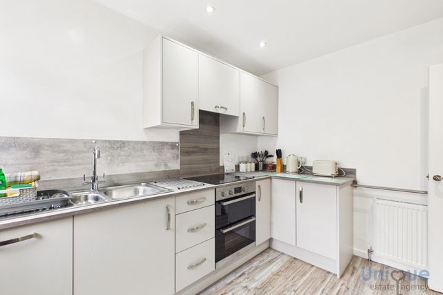 29, Kings Walk, Thornton-Cleveleys photo 3