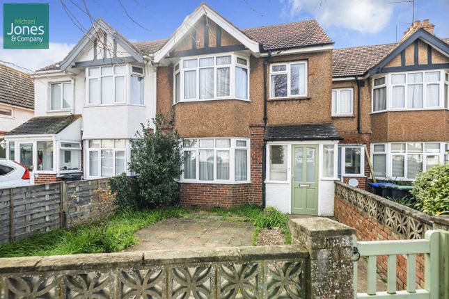 Detached house to rent in Pavilion Road, Worthing, West Sussex BN14