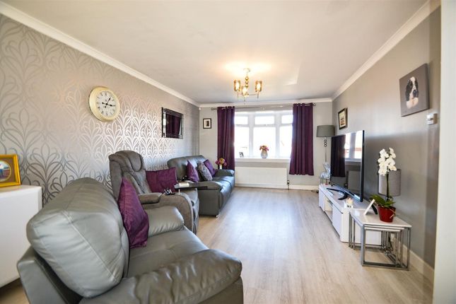 4, Crofthill Court, Stonehouse photo 4