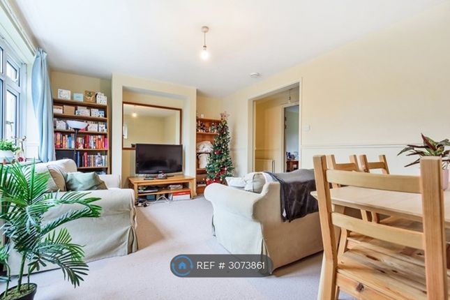Dimsdale Lodge B Earlsfield Road, London photo 5