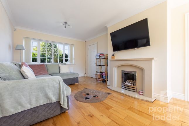 1, Lilac Close, Norwich photo 4
