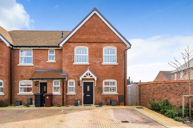 End terrace house for sale in Alfrey Close, Southbourne