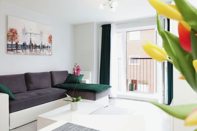 Flat for sale in Wilroy Gardens, Southampton, Hampshire