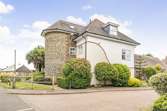 Thumbnail Flat for sale in Pears Grove, Emsworth