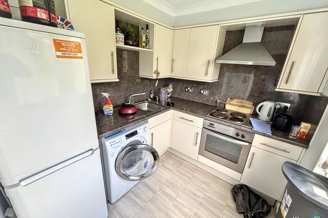51, Haydon Close, Newcastle upon Tyne photo 4