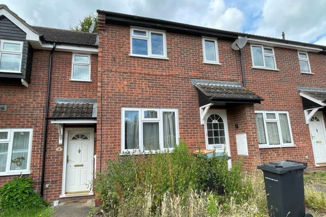 Thumbnail Terraced house for sale in 5 Fontwell Close, Bedford, Bedfordshire