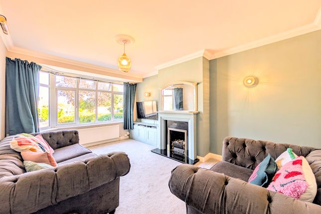 115, Downside Avenue, Worthing photo 2