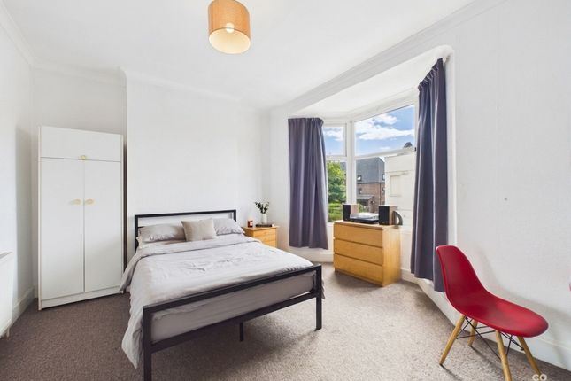 42 Viaduct Road, Brighton photo 2