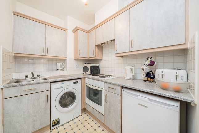 Apartment 328, Metro Central Heights, 119, Newington Causeway, London photo 3
