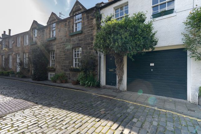 Mews house for sale in 25 Circus Lane, Stockbridge, Edinburgh