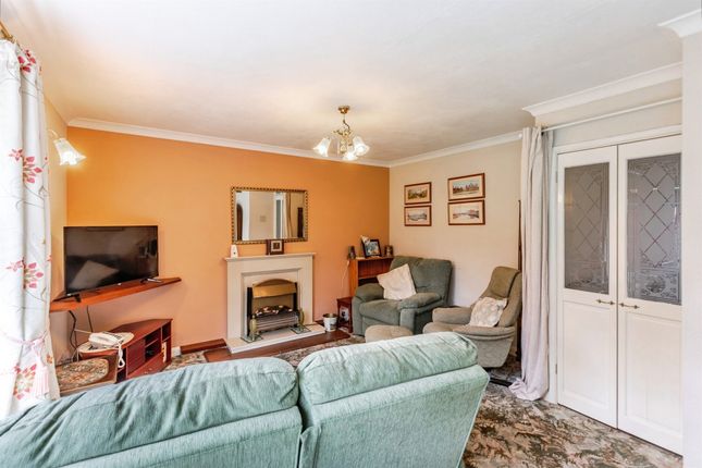 72, St. Michaels Road, Kettering photo 2