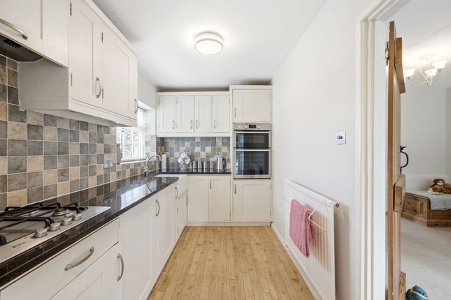 21 Bartlow Road, Cambridge photo 3