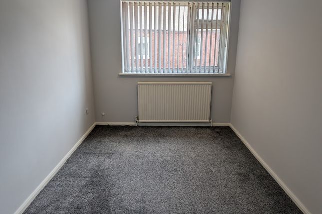 400, Denby Dale Road East, Wakefield photo 5