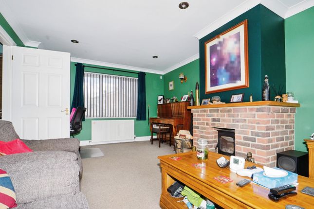 Greenfields, The Street, Dover photo 4